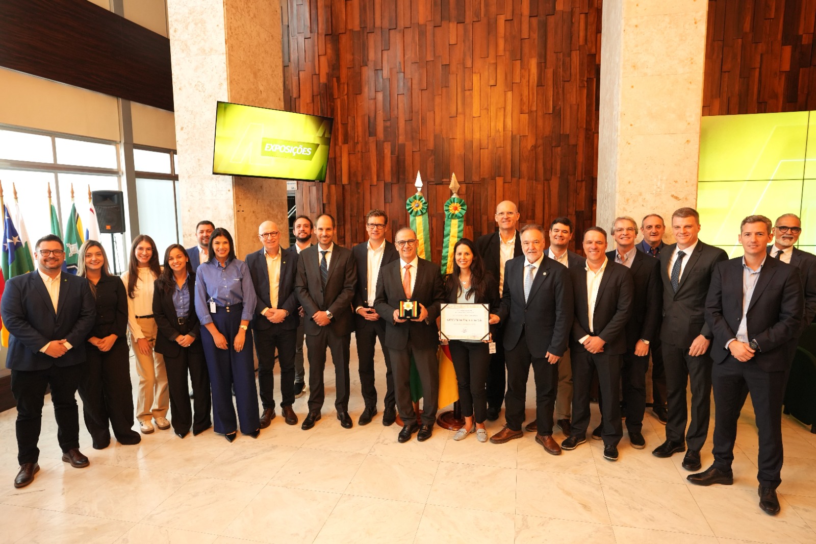 Assembleia Legislativa concede a Medalha do Mérito Farroupilha à empresa CMPC