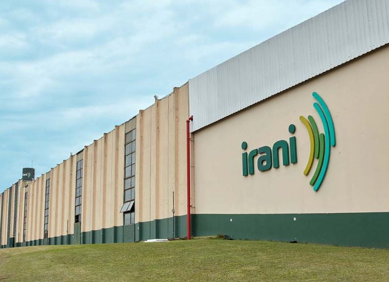 Irani anuncia investimento para ampliar produção de papel em 60%